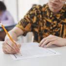 Exodul studenților români: un elev olimpic propune soluții pentru a readuce tinerii acasă