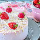 In onoarea verii: 3 deserturi spectaculoase cu capsuni