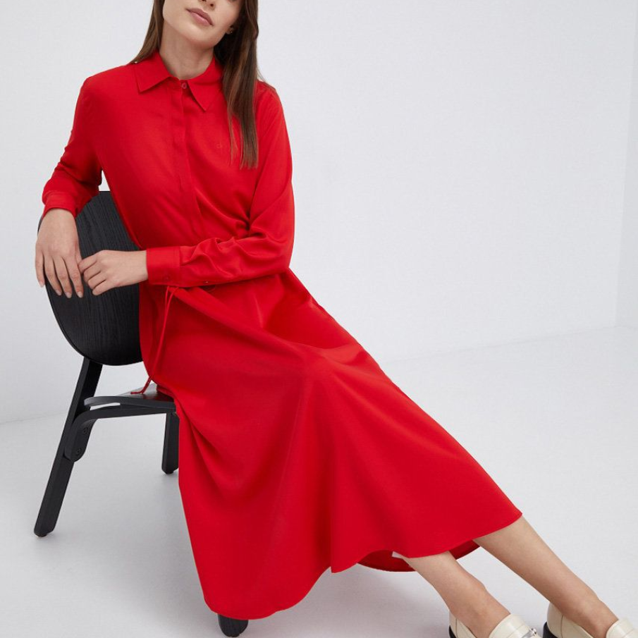 Rochie Calvin Klein în cloș, cu guler și mânecă lungă, confecționată din țesătură netedă 