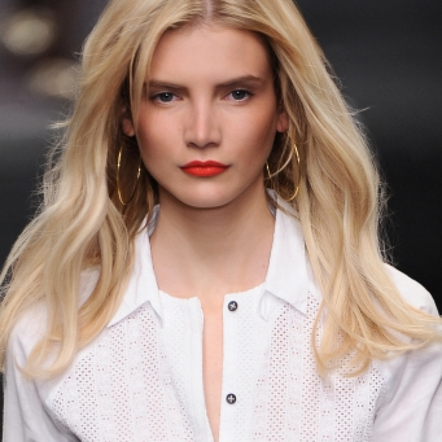 Tendinta 2: RED & GLAMOUR