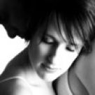 Te iubesc pentru ca imi alungi singuratatea