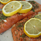 Somon cu usturoi si lamaie