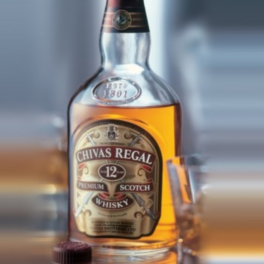 Chivas Regal 12YO - De Luxe Scotch Whisky - 0.7L