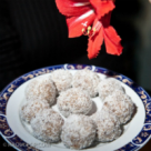 Prajitura din curmale si nuca de cocos