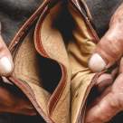 Ti se pare ca esti sarac? Mai gandeste-te o data!