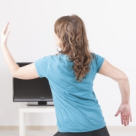 3 exercitii in fata televizorului care ard 400 calorii