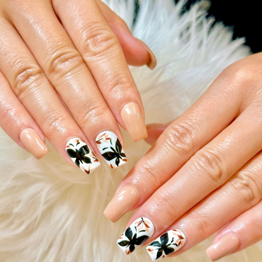 Modele de unghii trendy pentru primăvară și Paște 