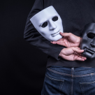 Psihologie: Arena și masca - cele două realități ale noastre