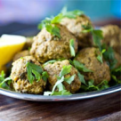 Chiftelute de pui cu susan la cuptor