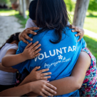 Într-o lume modelată de tehnologie și AI, Ajungem MARI caută 1000 de voluntari care să fie modele pentru copii