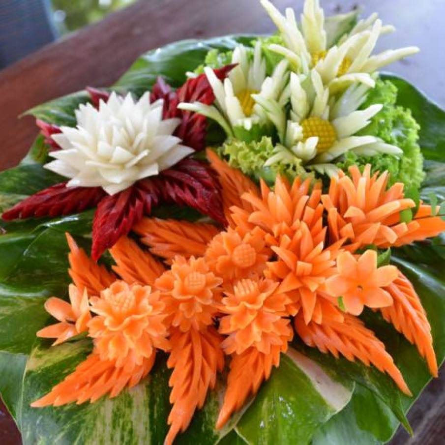 Explozie de forme florale decorative