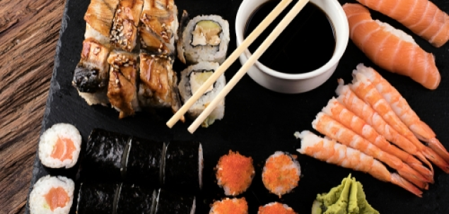 Sushi provine din...