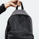 Stil Retro: accesorii de vară inspirate de moda anilor 