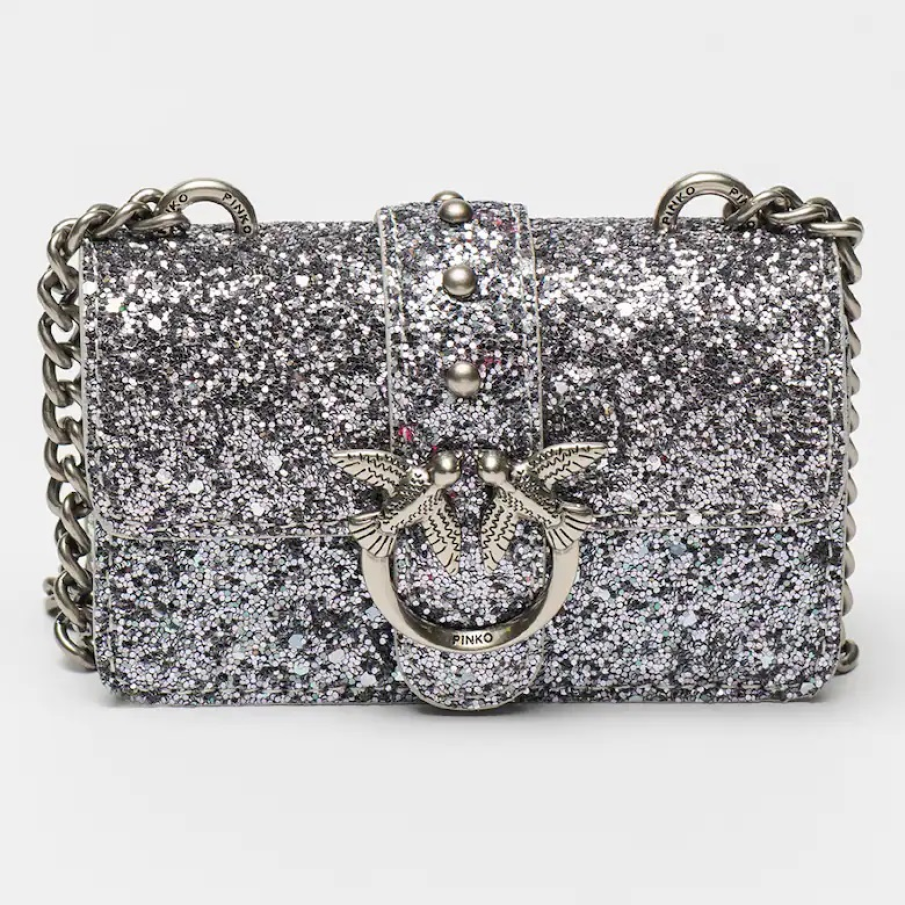 Geantă crossbody cu aspect strălucitor de la Pinko. Are o cataramă de efect, cu motive din lumea păsărilor 