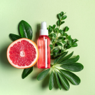 Spray de corp răcoritor din ingrediente naturale: prospețime de până la 6 ore și hidratare delicată