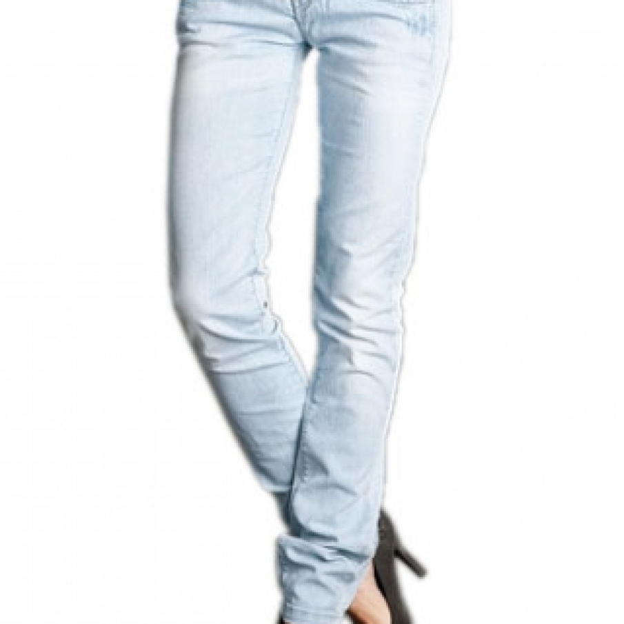 Jeans deschisi la culoare