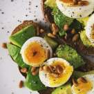 Micul dejun: Ritual sacru sau primul compromis al Zilei? Află ce ți se Potrivește