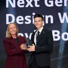 Un român câștigă Premiul Next Generation Design pentru bicicleta hibrid-electrică SYNTHESIS