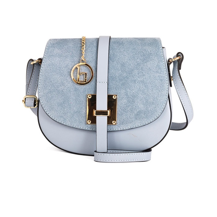 Geantă Lia Biassoni tip crossbody, în nuanță de albastru light, confecționată din piele și imitație de piele 