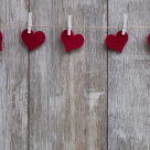 Irina Binder, în rolul de Cupidon pe pagina sa de Facebook. Scriitoarea a unit, fără să știe, doi cititori care se pregătesc acum de cununia civilă