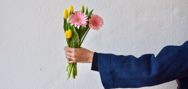 Ce cuvant crezi ca simbolizeaza luna martie?