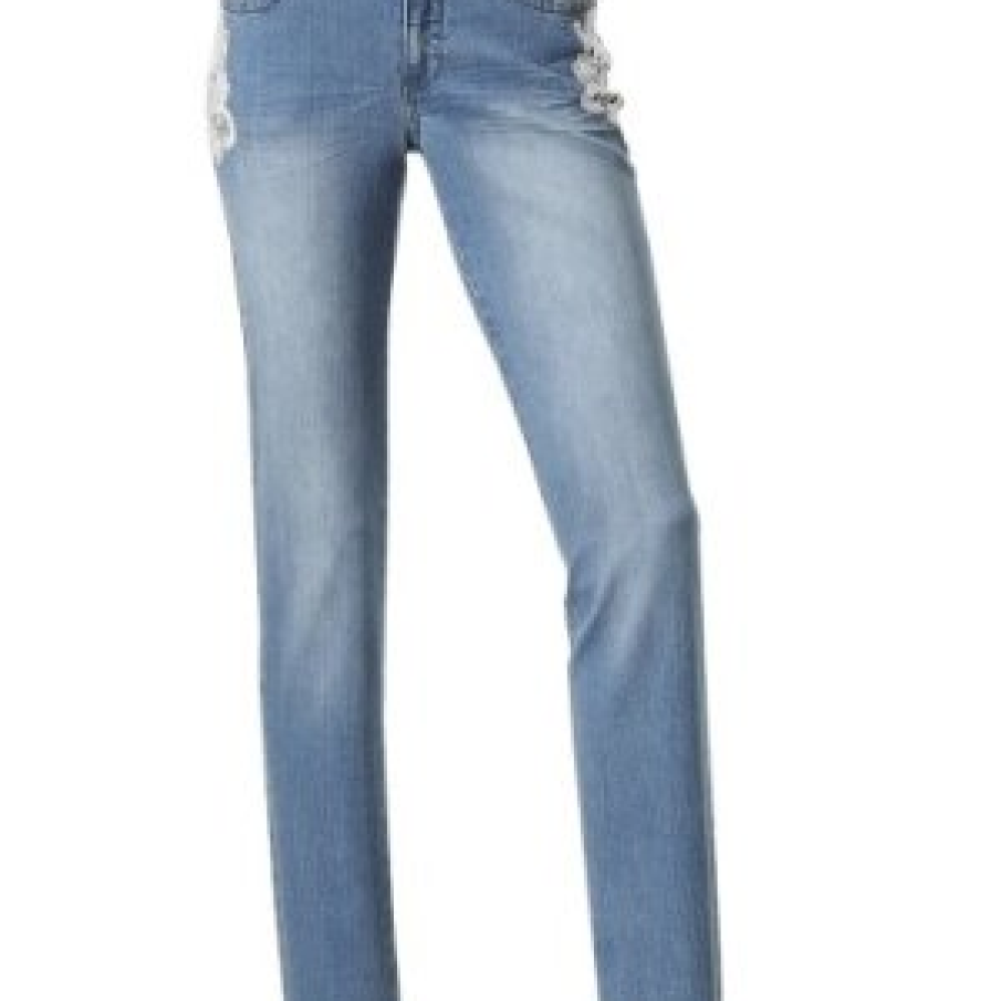 Jeans cu aplicatie din dantela