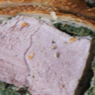 Placinta cu urzici si muschiulet de porc