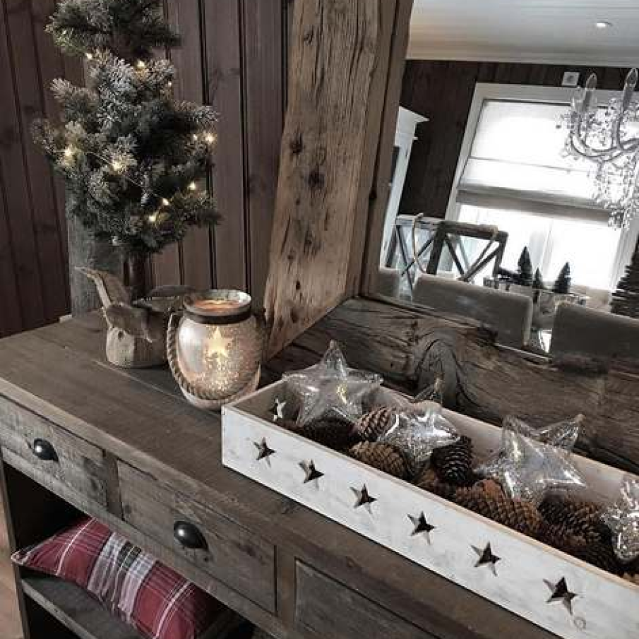 Sertare suprapuse care recreeaza atmosfera de Craciun