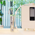 Beneficiile uimitoare ale apei alcaline Kangen pentru sănătate