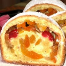 Rulada cu fructe confiate