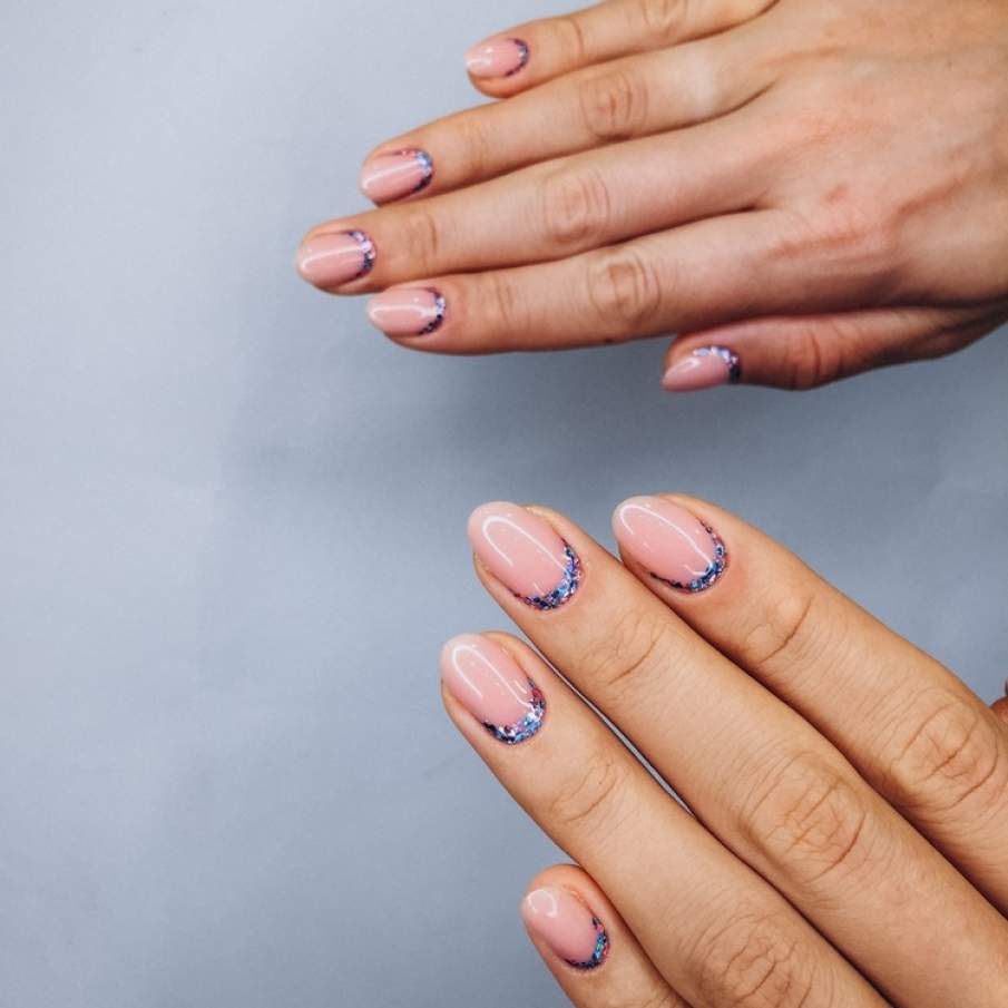 Manichiură cu aspect 