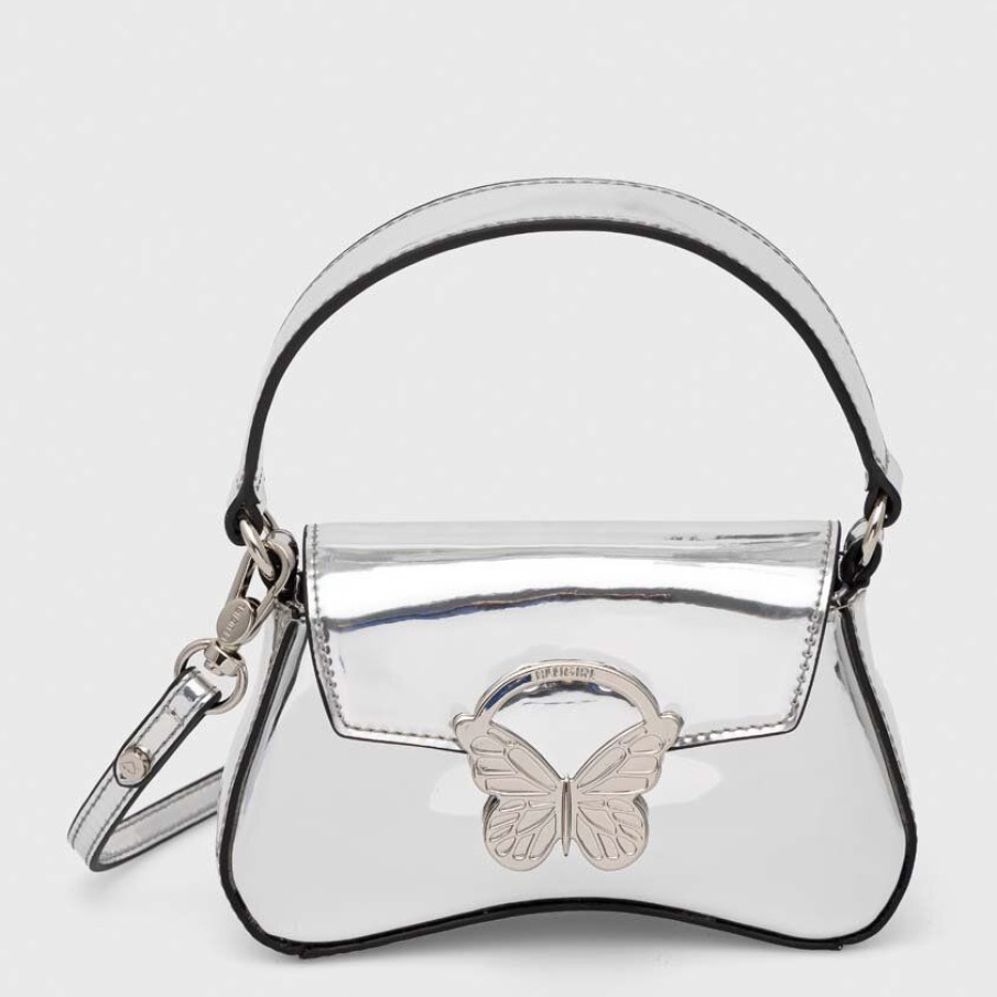 Poșetă argintie Blugirl Blumarine, din piele argintie lucioasă, cu un accesoriu tip fluture 
