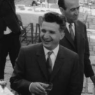 Aveti 5 lei comunisti? Veniti la film!