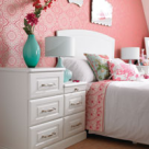 Rozul, culoarea romantismului: 4 metode de a-l utiliza in dormitor