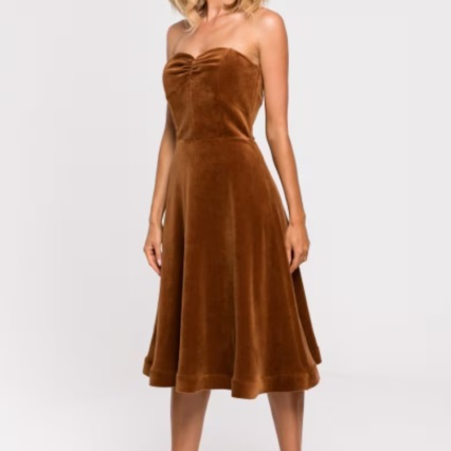 10 piese vestimentare din CATIFEA, materialul trending al toamnei 2025