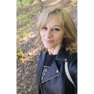 Ana Maria, voluntara care împrietenește copiii din sistemul de protecție cu arta și teatrul