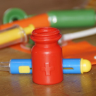 Trusa de medicamente pentru vacanță a copilului. Ce luăm cu noi în bagaj atunci când plecăm cu cel mic?