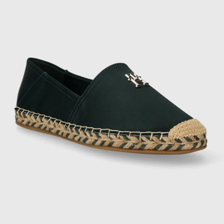 Espadrile din colecția Tommy Hilfiger confecționate din material textil, cu talpă din cauciuc  durabilă și rezistentă la deteriorare
