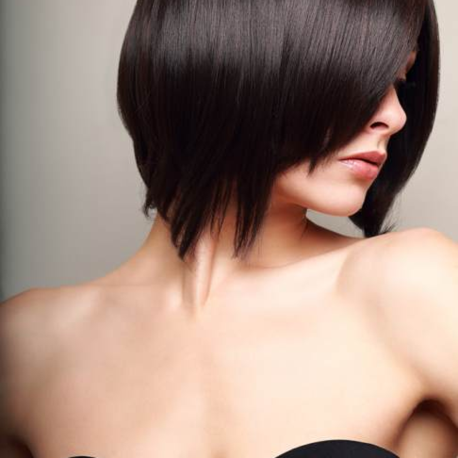 Tunsoare bob cu varfuri asimetrice 