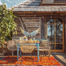 Stilul boho rustic prinde viață într-o căsuță din Apuseni