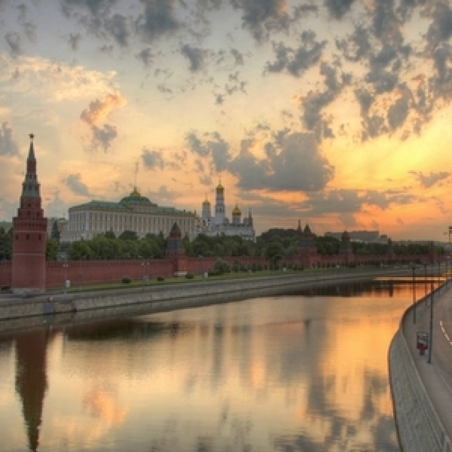 Nu dati mana peste prag  