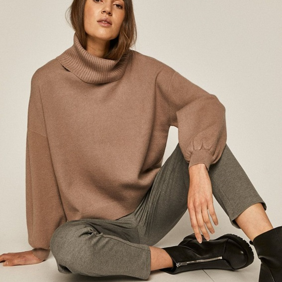 Pulover Comfort Zone cu linia umerilor căzută 