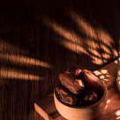 Spune-i 'Mulțumesc' mâncării tale”: 7 modalități de a fi recunoscători pentru hrana noastră și a ne crește nivelul vibrațional