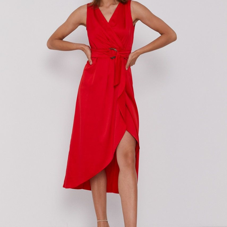 O rochie în care poți atrage toate privirile - rochie Sisley tip cascadă, într-un roșu aprins 