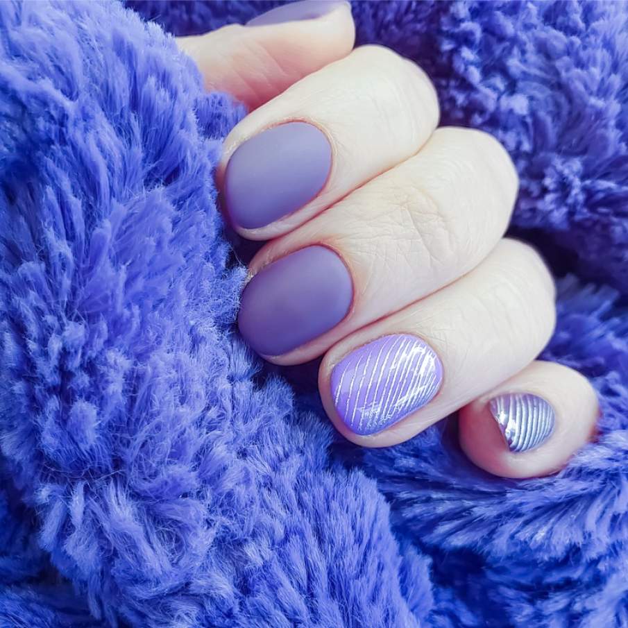 Manichiura mat- lucios 