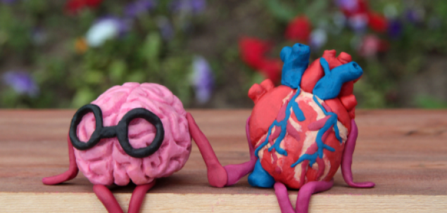 Te lasi condusa mai degraba de...