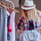 5 metode să îți reorganizezi garderoba de accesorii fără să pierzi timp dimineața