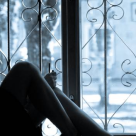 Spune-mi, cum să trăiesc în această lume pentru a nu mai fi rănită?