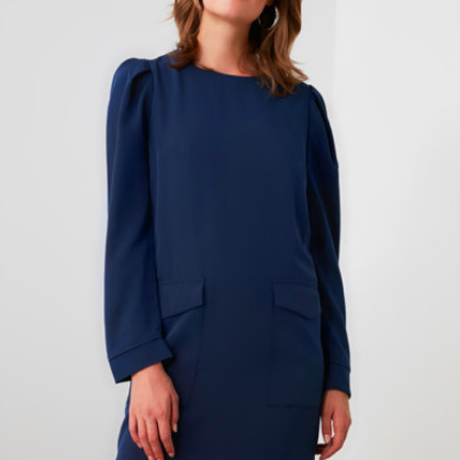 Rochie dreapta cu maneci bufante