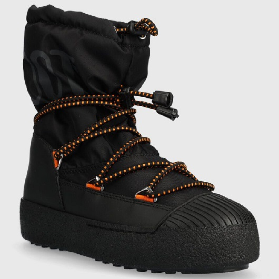 Cizme de iarnă Moon Boot negre din material textil și sintetic, cu un interior extrem de confortabil pentru picior 